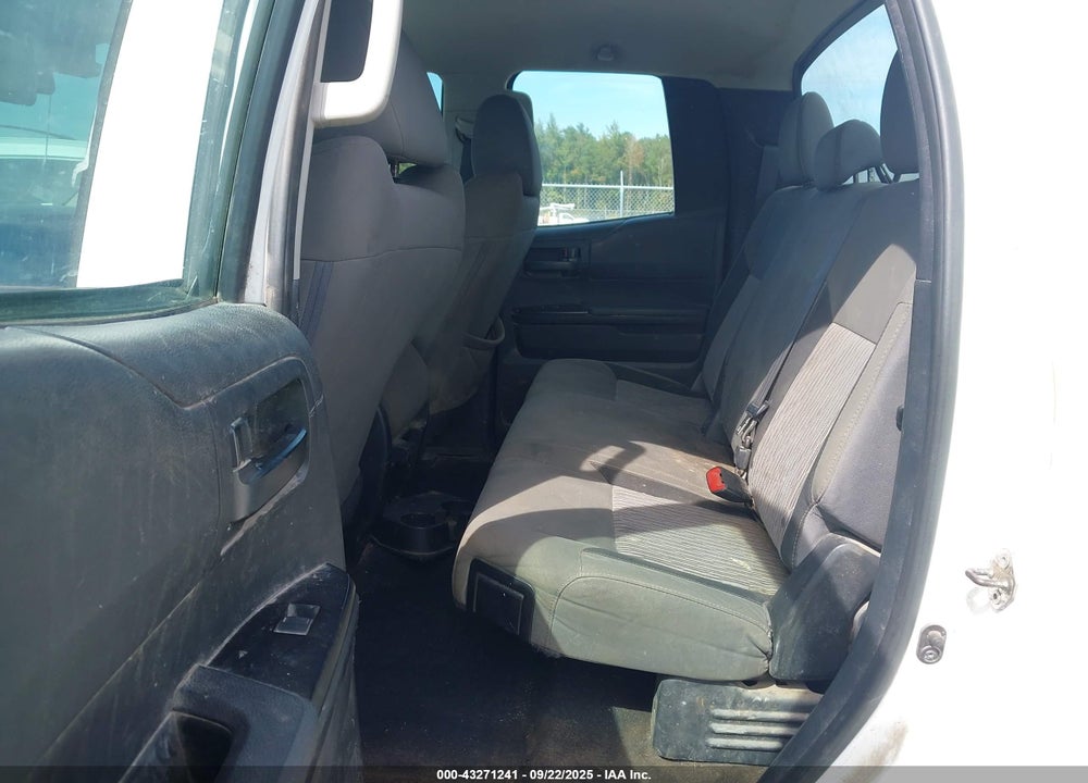 2017 TOYOTA TUNDRA VIN: 5TFUW5F15HX651401