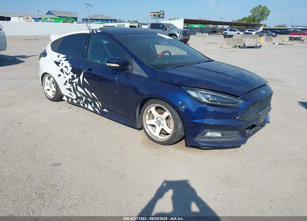 2016 FORD FOCUS ST VIN: 1FADP3L90GL398754