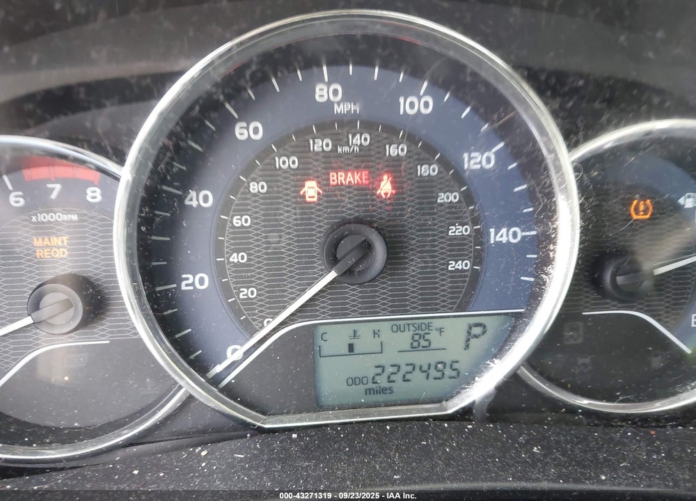 2015 TOYOTA COROLLA VIN: 2T1BURHE0FC263041