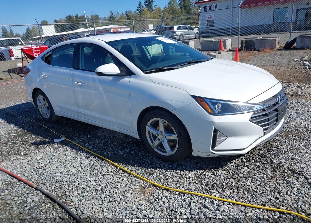 2020 HYUNDAI ELANTRA VIN: 5NPD84LFXLH557460