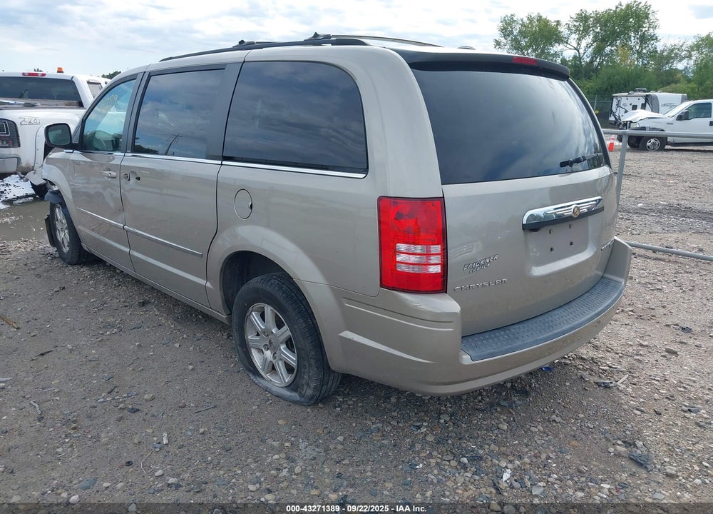 2009 CHRYSLER TOWN & COUNTRY VIN: 2A8HR541X9R591104