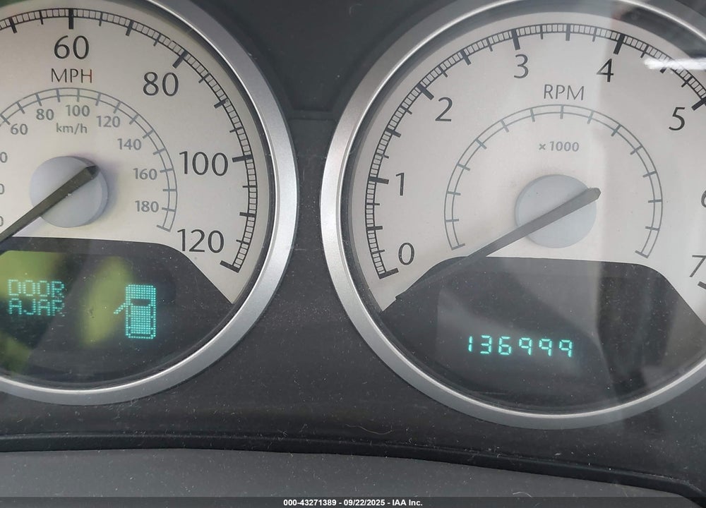 2009 CHRYSLER TOWN & COUNTRY VIN: 2A8HR541X9R591104