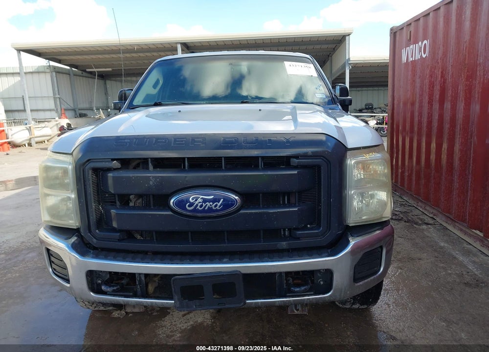2015 FORD F-250 XL VIN: 1FT7W2B64FEB20700