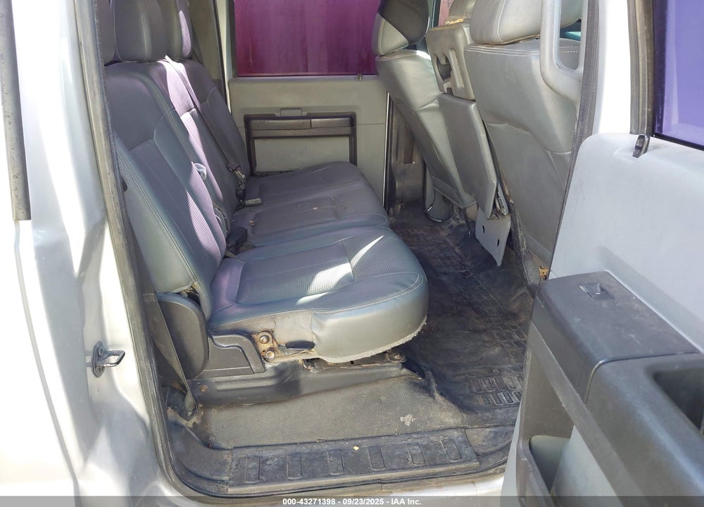 2015 FORD F-250 XL VIN: 1FT7W2B64FEB20700