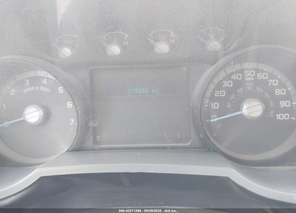 2015 FORD F-250 XL VIN: 1FT7W2B64FEB20700