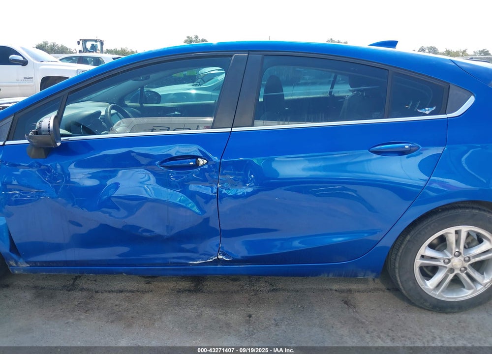 2017 CHEVROLET CRUZE LT AUTO VIN: 3G1BE6SM7HS576873