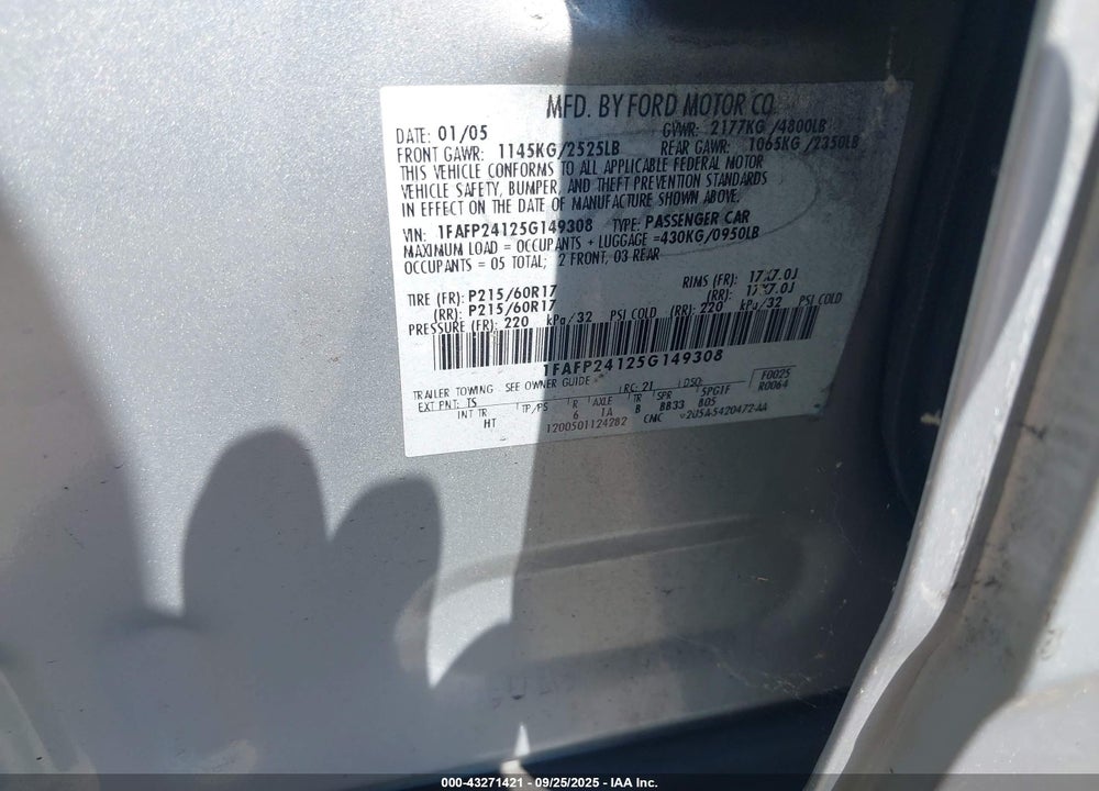 2005 FORD FIVE HUNDRED SEL VIN: 1FAFP24125G149308