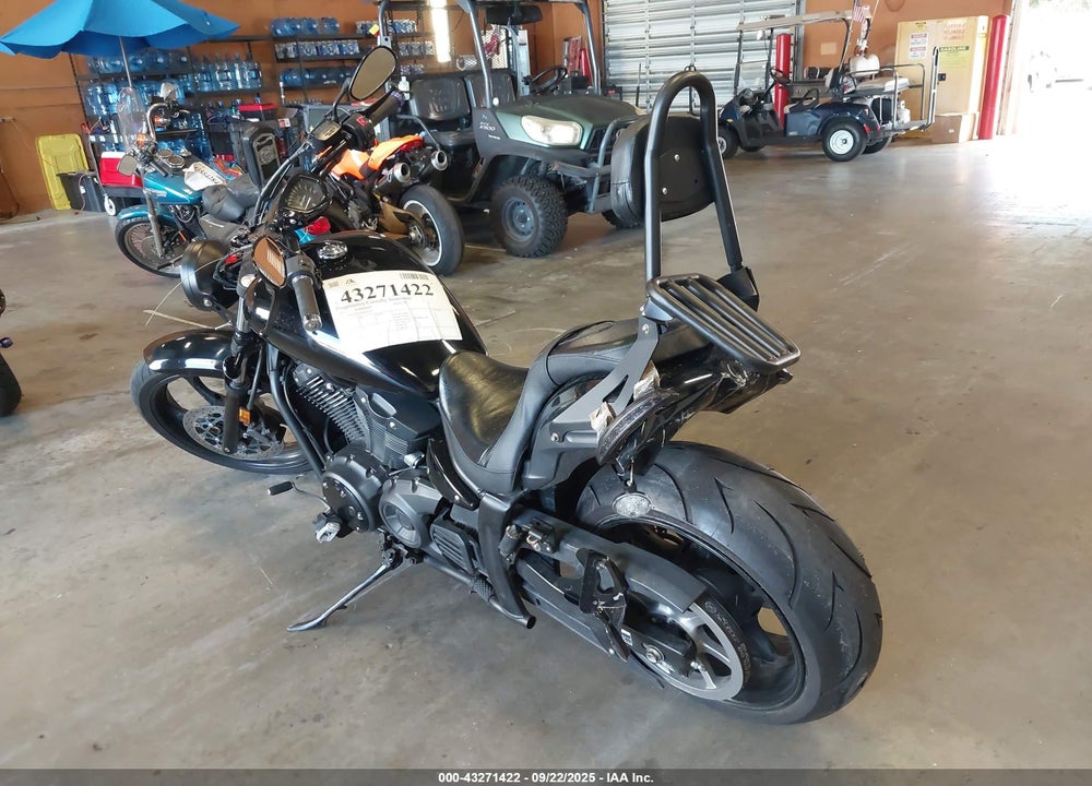 2015 YAMAHA XVS1300 CU VIN: JYAVP33E1FA012022