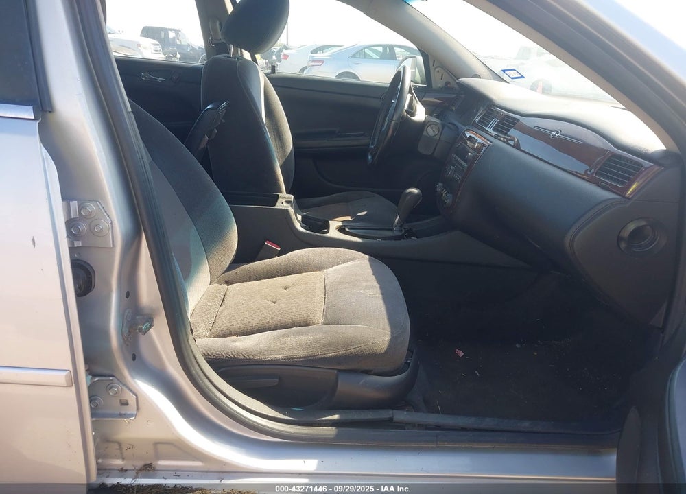 2011 CHEVROLET IMPALA VIN: 2G1WG5EK8B1243570