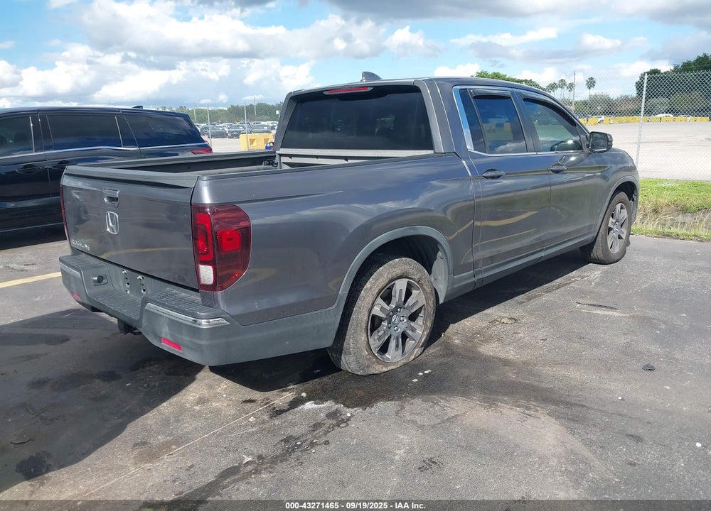 2018 HONDA RIDGELINE RTL VIN: 5FPYK2F59JB000746