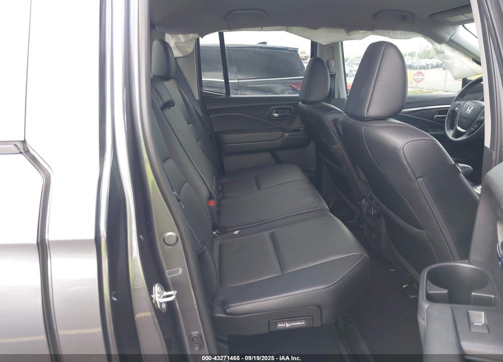 2018 HONDA RIDGELINE RTL VIN: 5FPYK2F59JB000746