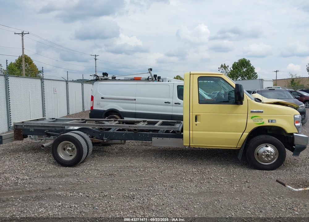 2022 FORD E-450 CUTAWAY VIN: 1FDXE4FN8NDC29242