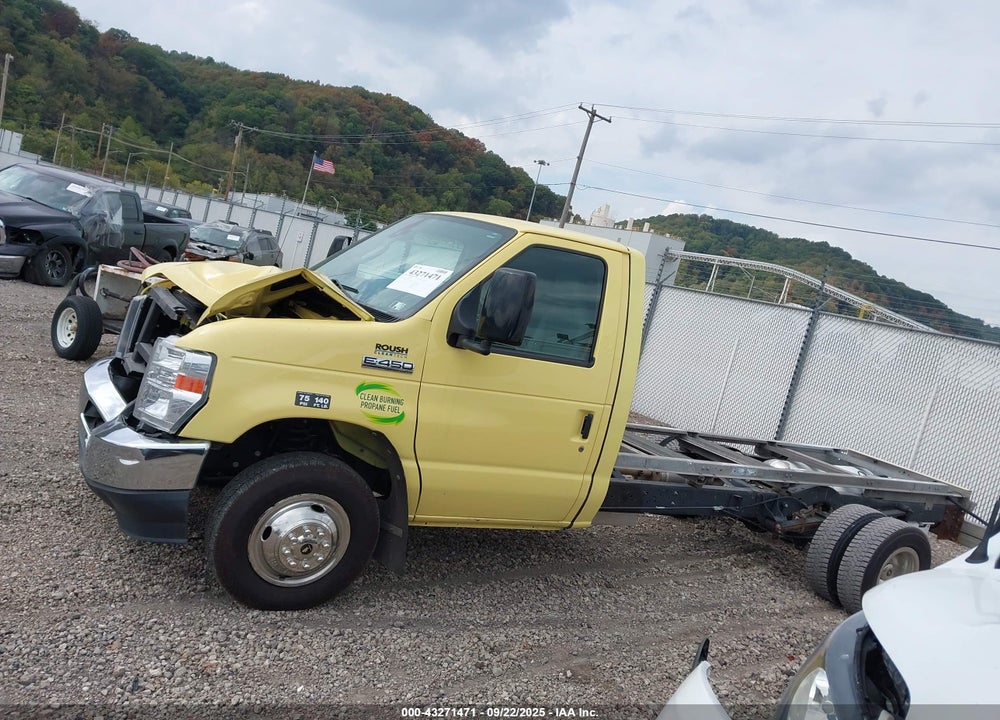 2022 FORD E-450 CUTAWAY VIN: 1FDXE4FN8NDC29242