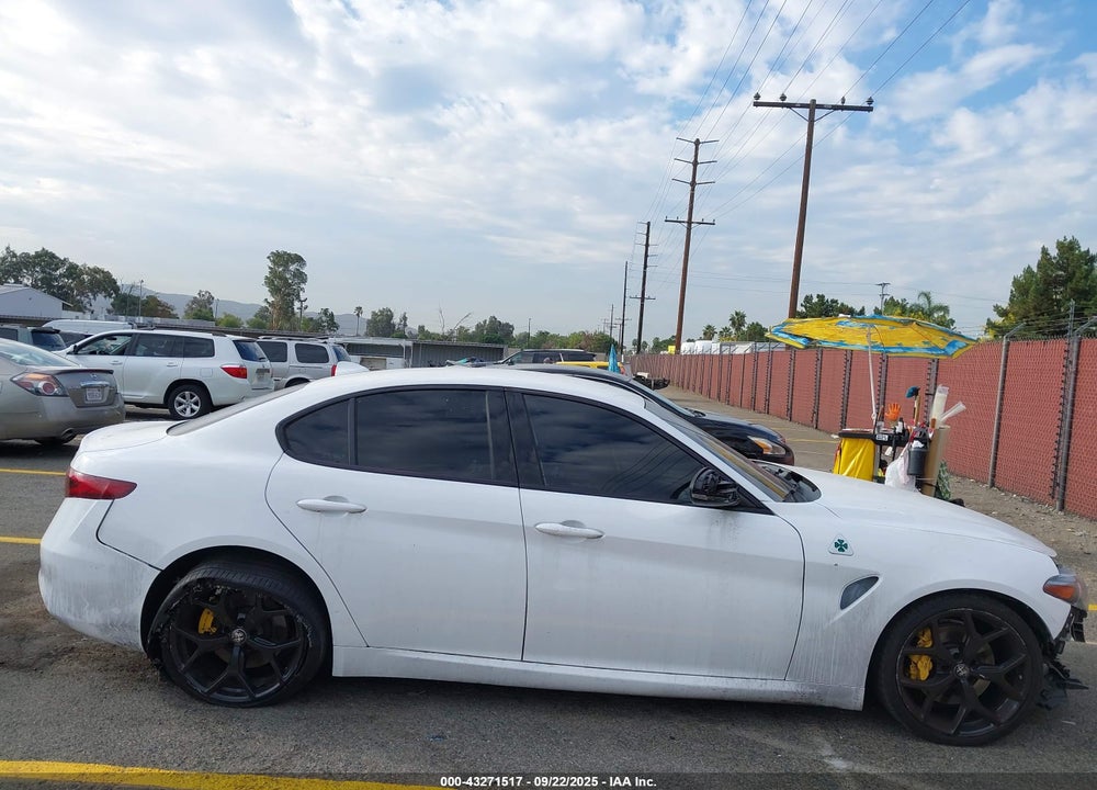 2020 ALFA ROMEO GIULIA VIN: ZARFAMANXL7636404
