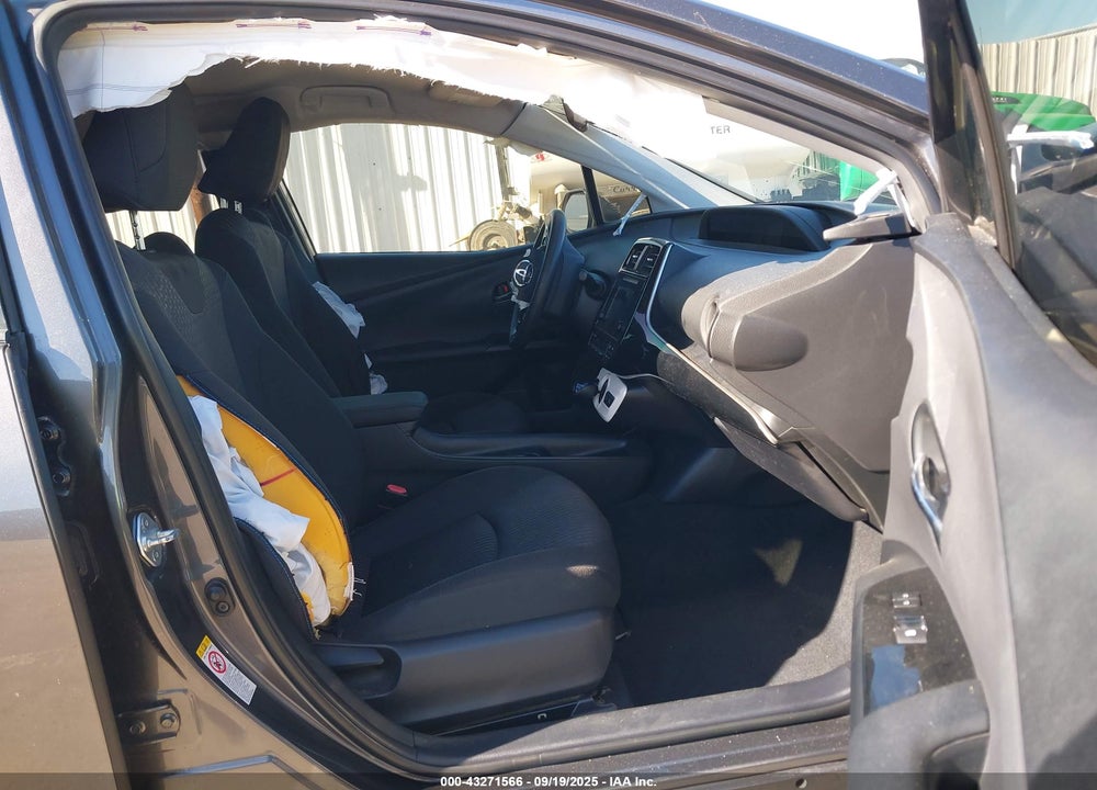 2017 TOYOTA PRIUS TWO VIN: JTDKBRFU0H3032037