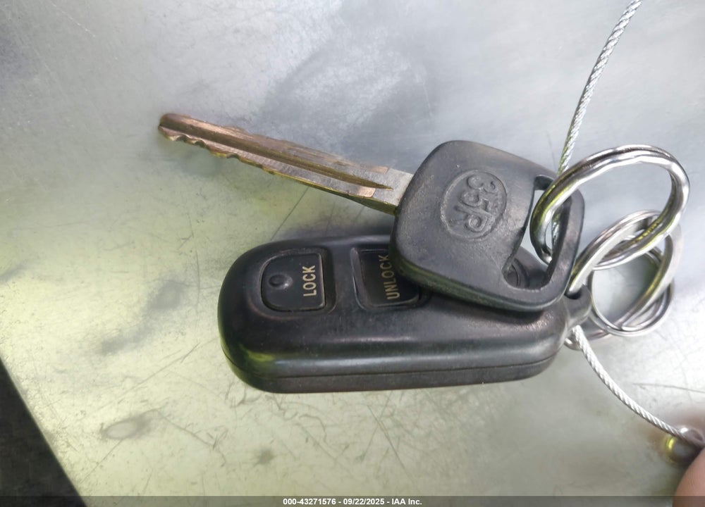2004 TOYOTA COROLLA S VIN: 2T1BR32E74C271478