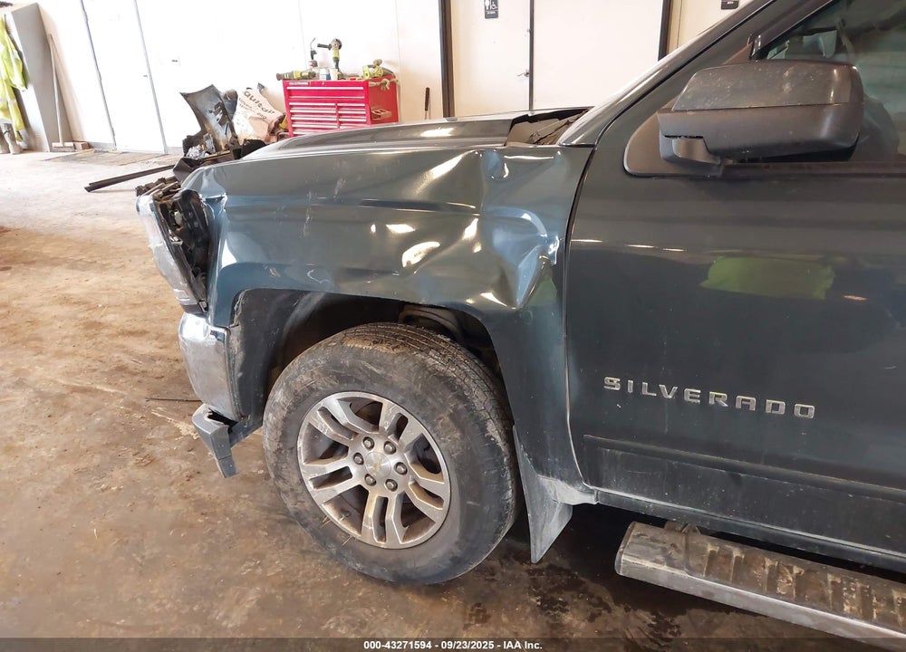 2018 CHEVROLET SILVERADO 1500 VIN: 3GCUKREC0JG519095
