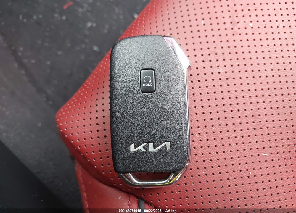 2024 KIA K5 VIN: 5XXG64J25RG248938