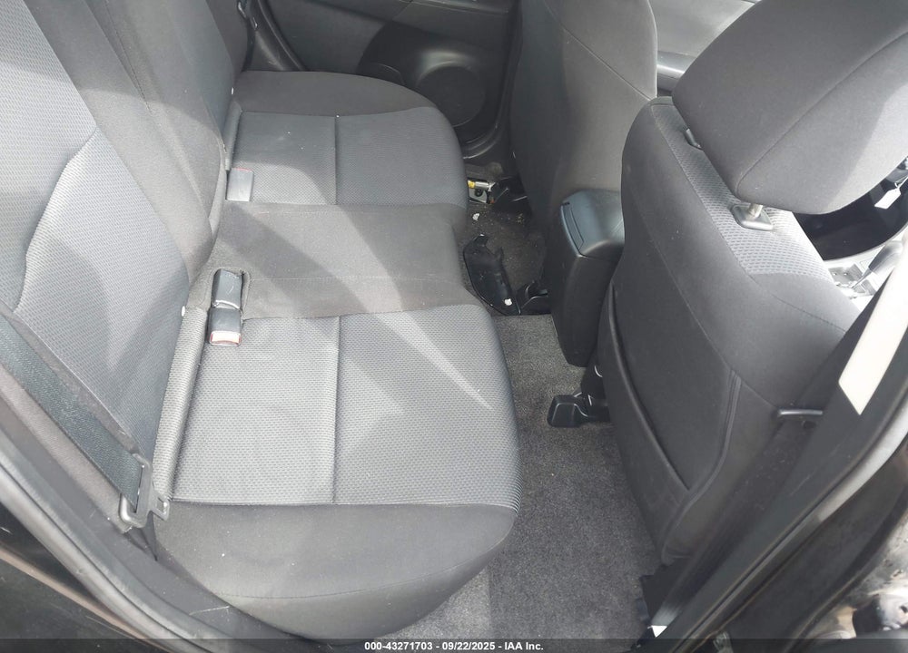 2011 MAZDA 3 VIN: JM1BL1VFXB1449878