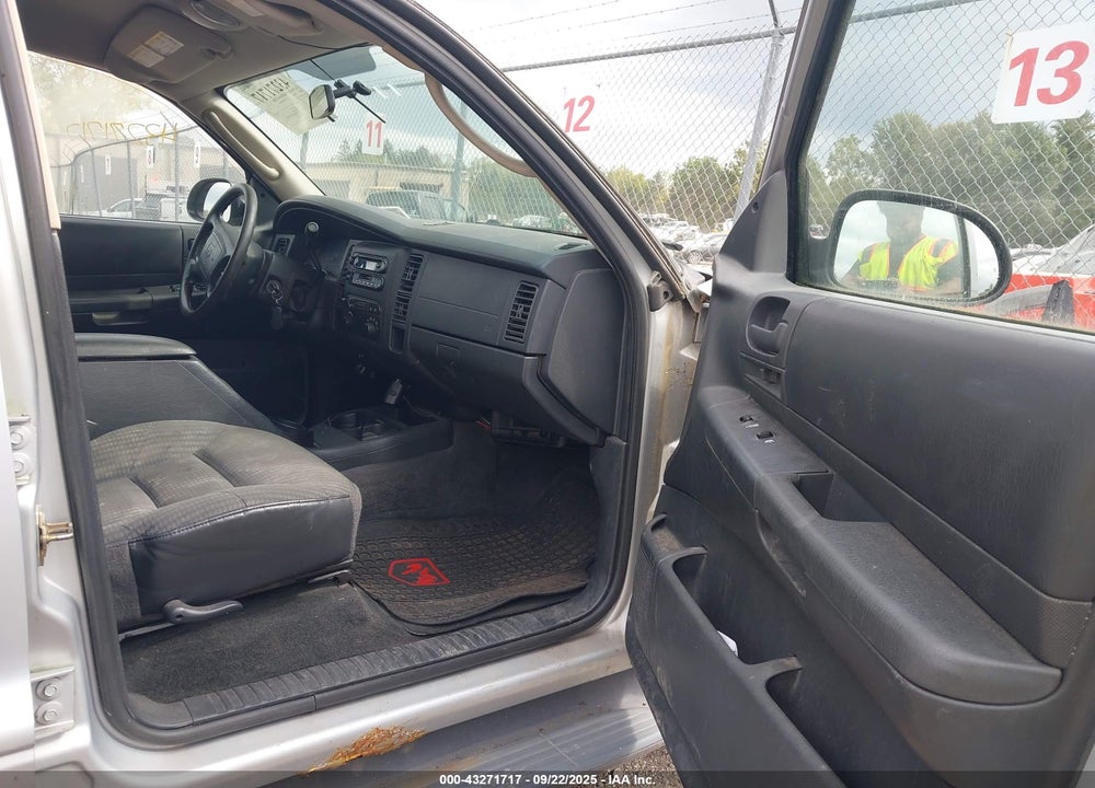 2003 DODGE DURANGO SPORT/SXT VIN: 1D4HR38N73F549032