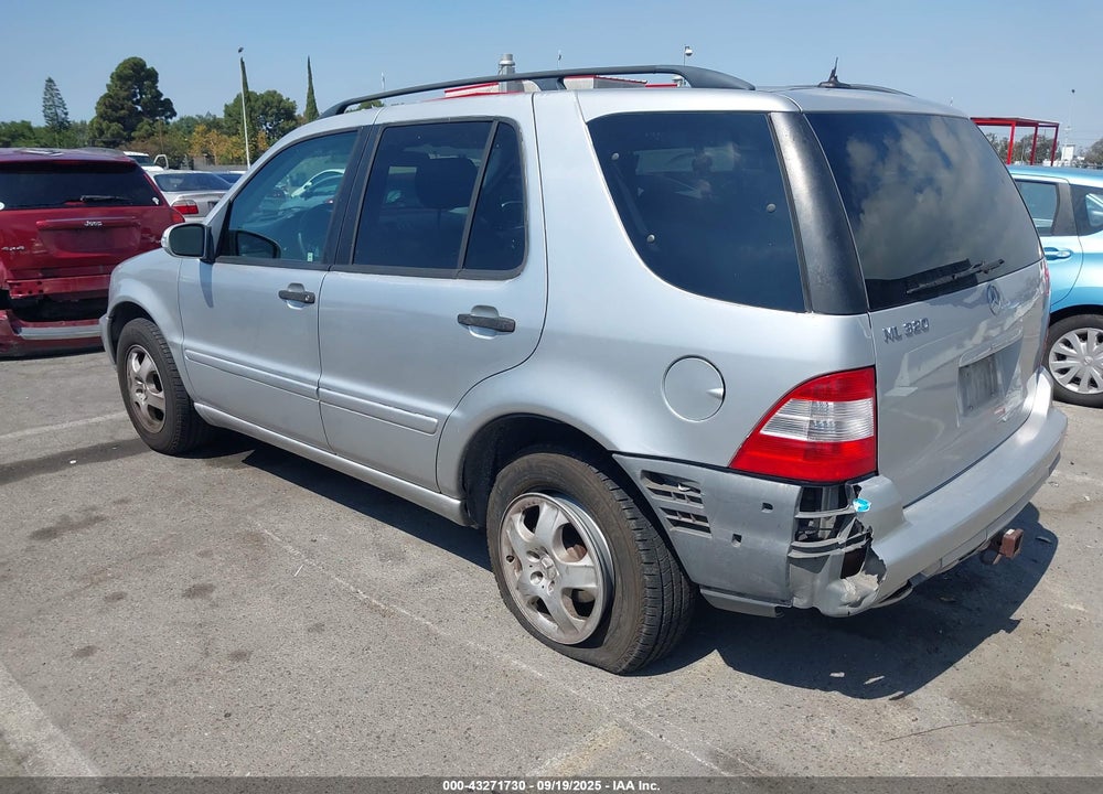 2002 MERCEDES-BENZ ML 320 VIN: 4JGAB54E22A328420