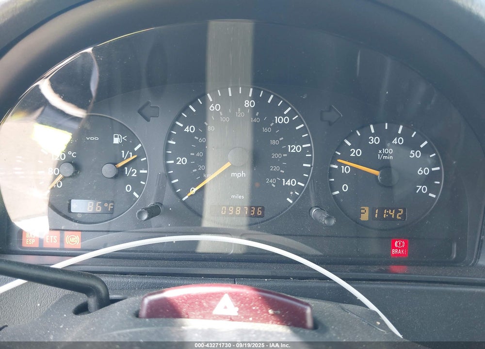 2002 MERCEDES-BENZ ML 320 VIN: 4JGAB54E22A328420