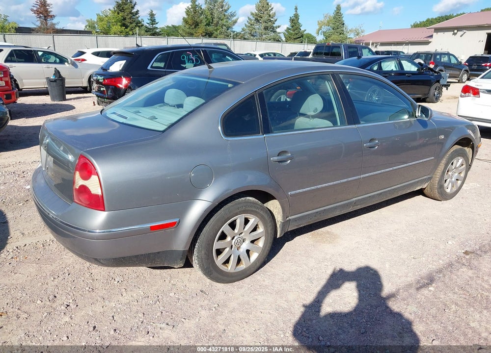 2001 VOLKSWAGEN PASSAT GLS VIN: WVWPD63B41P289671