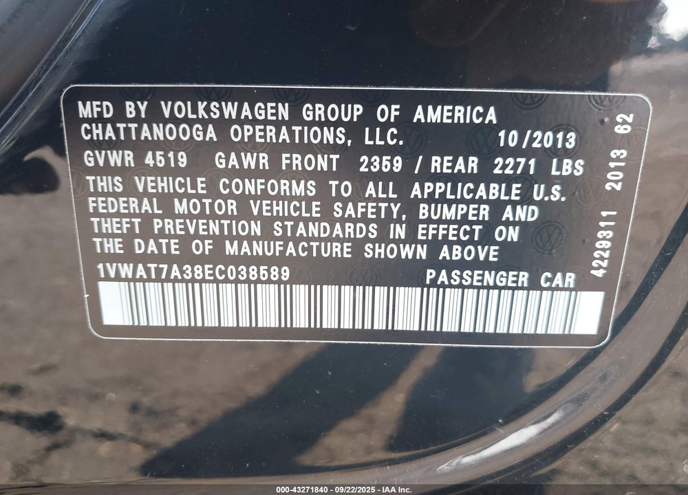 2014 VOLKSWAGEN PASSAT VIN: 1VWAT7A38EC038589