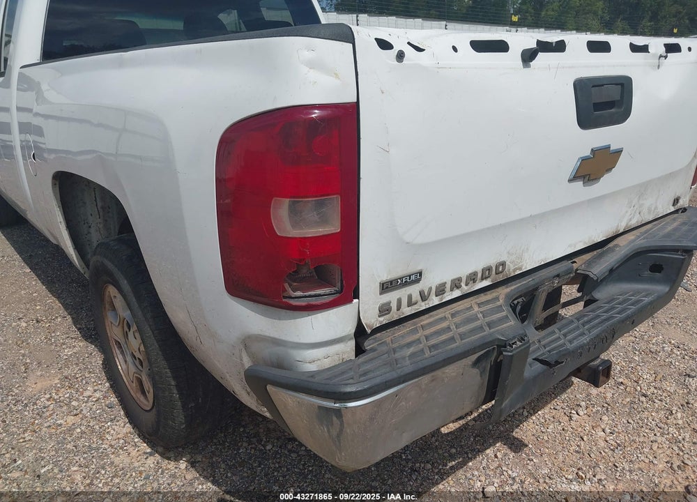 2009 CHEVROLET SILVERADO 1500 LT VIN: 1GCEC29019Z290401