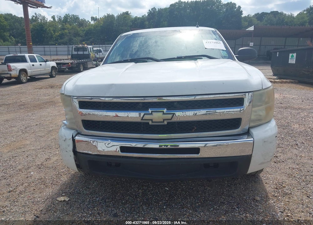 2009 CHEVROLET SILVERADO 1500 LT VIN: 1GCEC29019Z290401
