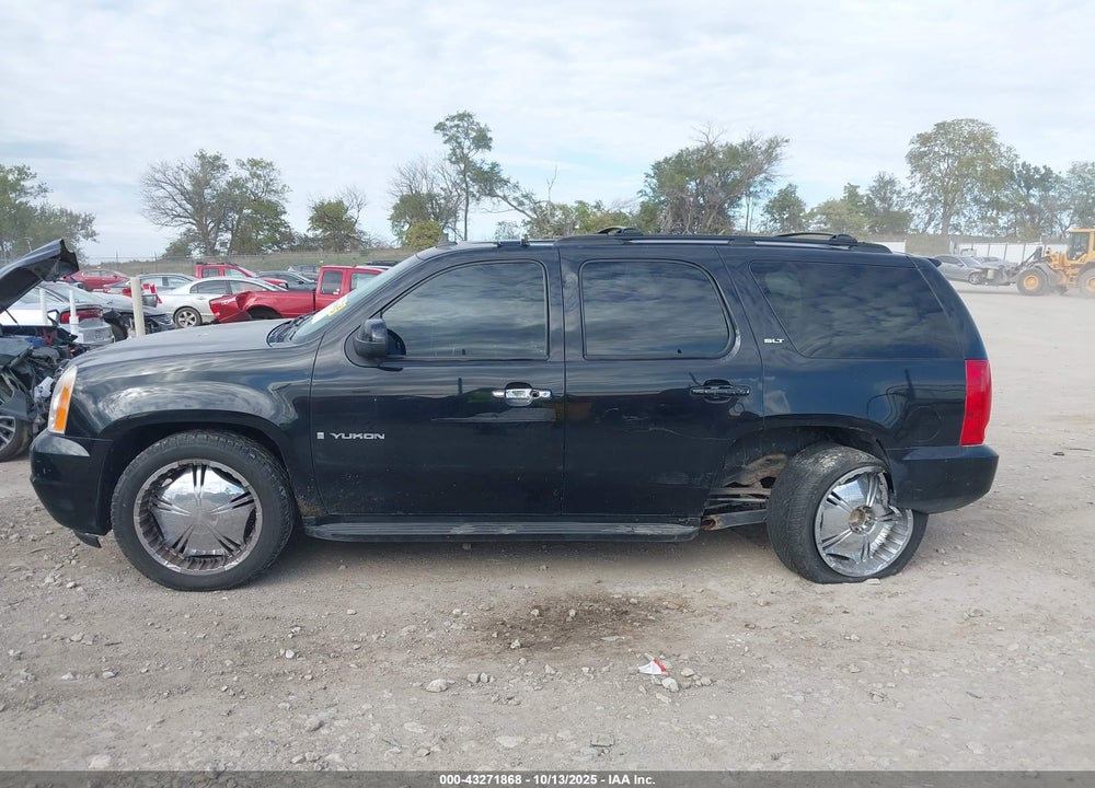 2007 GMC YUKON SLT VIN: 1GKFK13047R188103