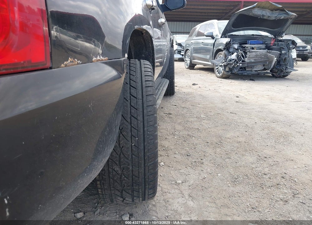 2007 GMC YUKON SLT VIN: 1GKFK13047R188103