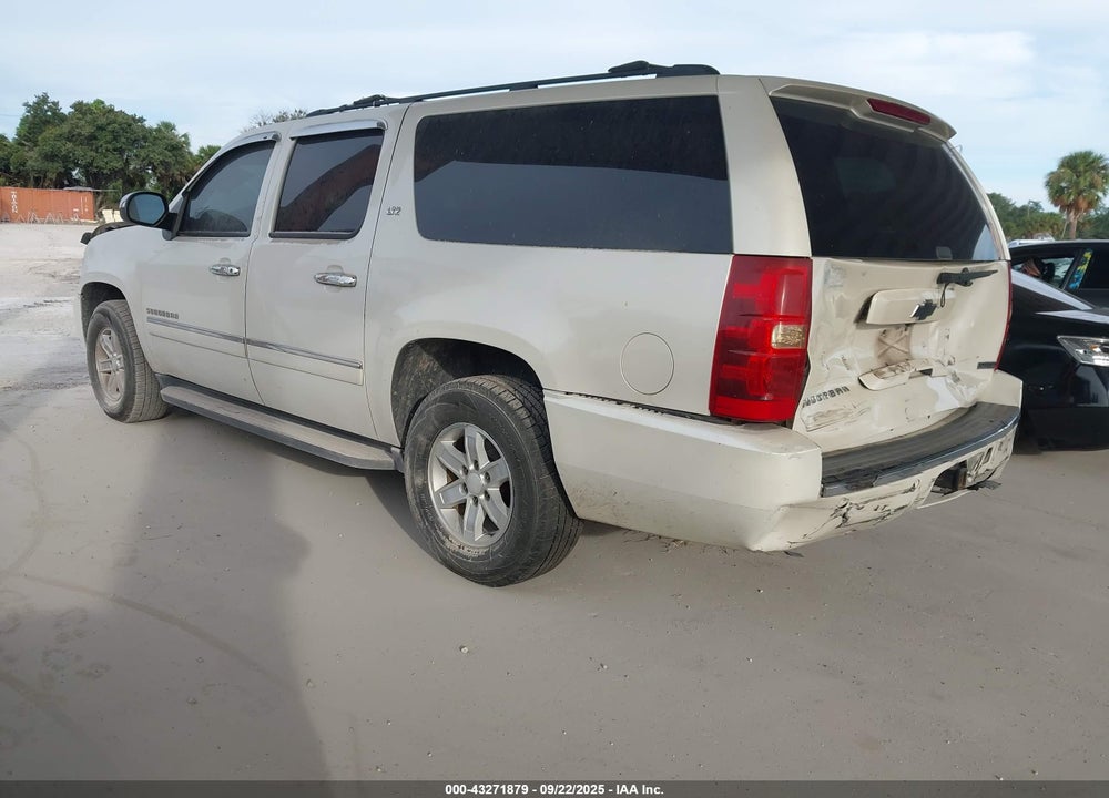 2011 CHEVROLET SUBURBAN 1500 VIN: 1GNSCKE04BR372418