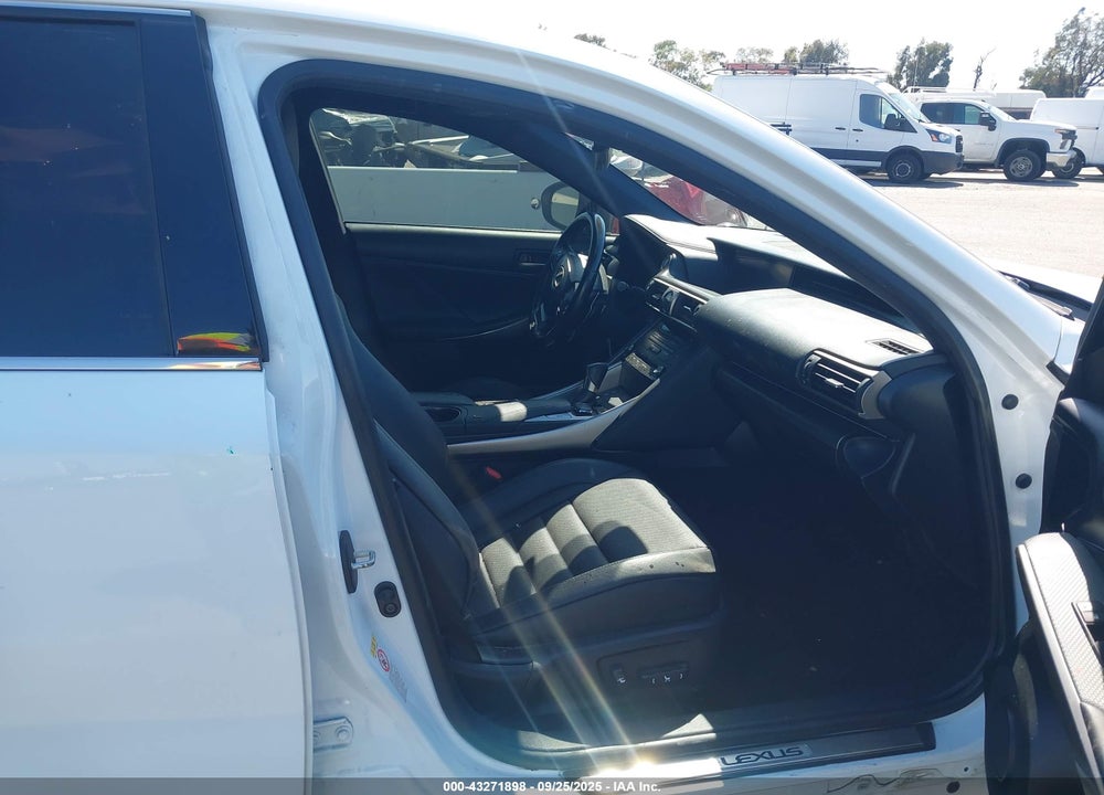2017 LEXUS IS 200T VIN: JTHBA1D25H5039011