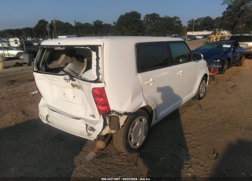 2008 TOYOTA SCION XB VIN: JTLKE50E781059186