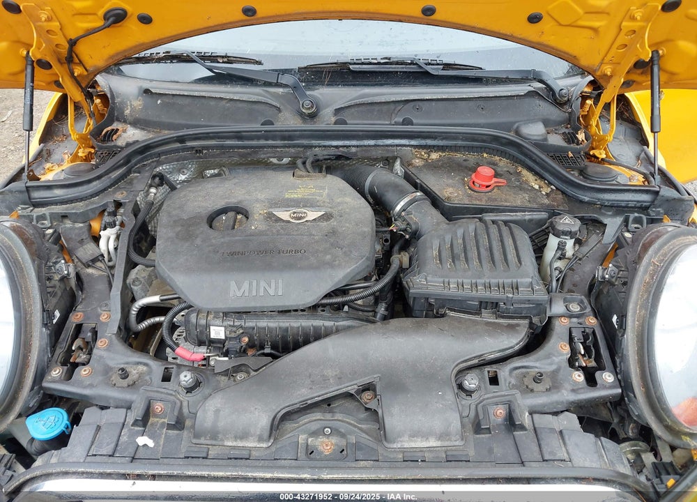 2014 MINI HARDTOP COOPER VIN: WMWXM5C50ET731019