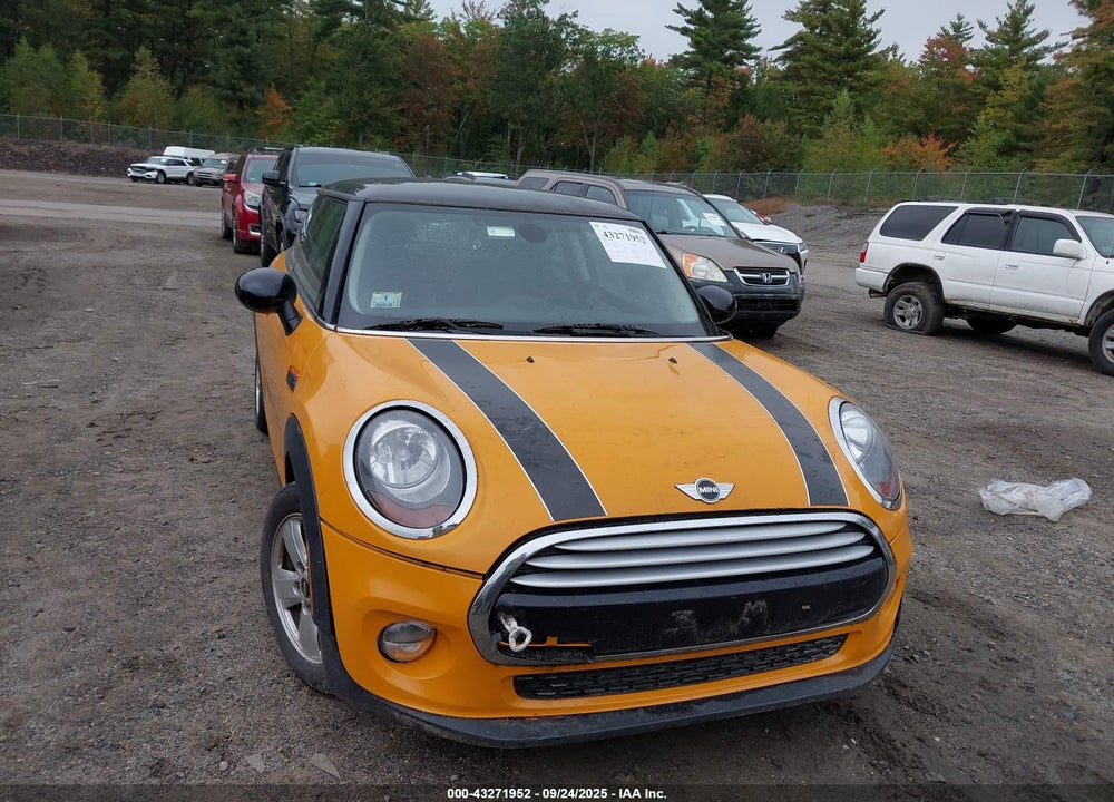 2014 MINI HARDTOP COOPER VIN: WMWXM5C50ET731019