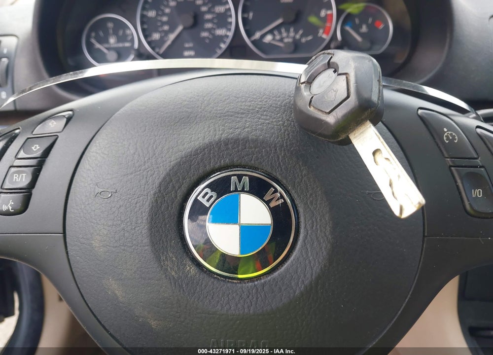 2002 BMW 330CI VIN: WBABN53432PH00966