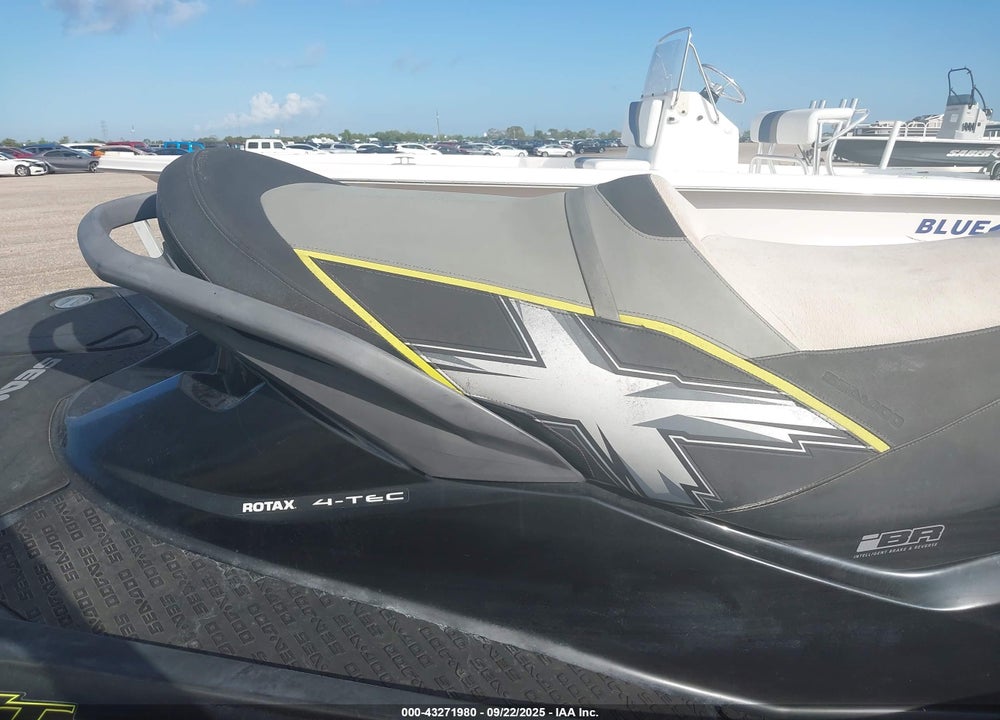 2013 SEA DOO 2013 VIN: YDV08352B313