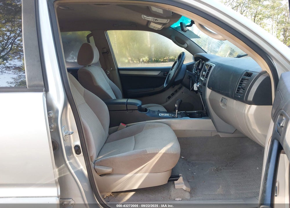 2005 TOYOTA 4RUNNER SR5 V6 VIN: JTEBU14R150068578