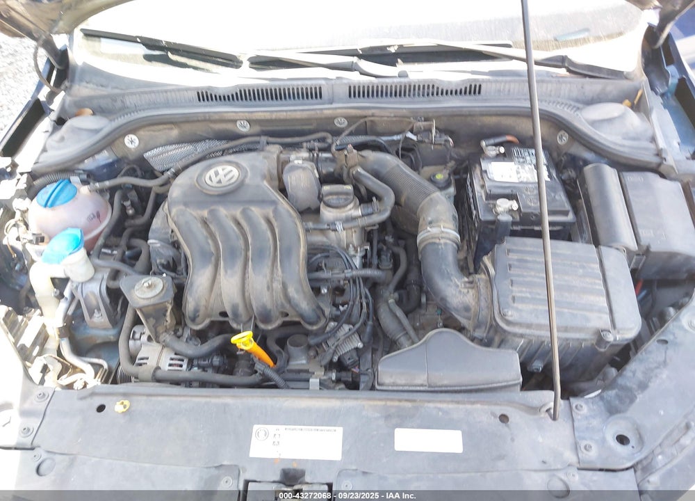 2014 VOLKSWAGEN JETTA VIN: 3VW2K7AJ6EM313560
