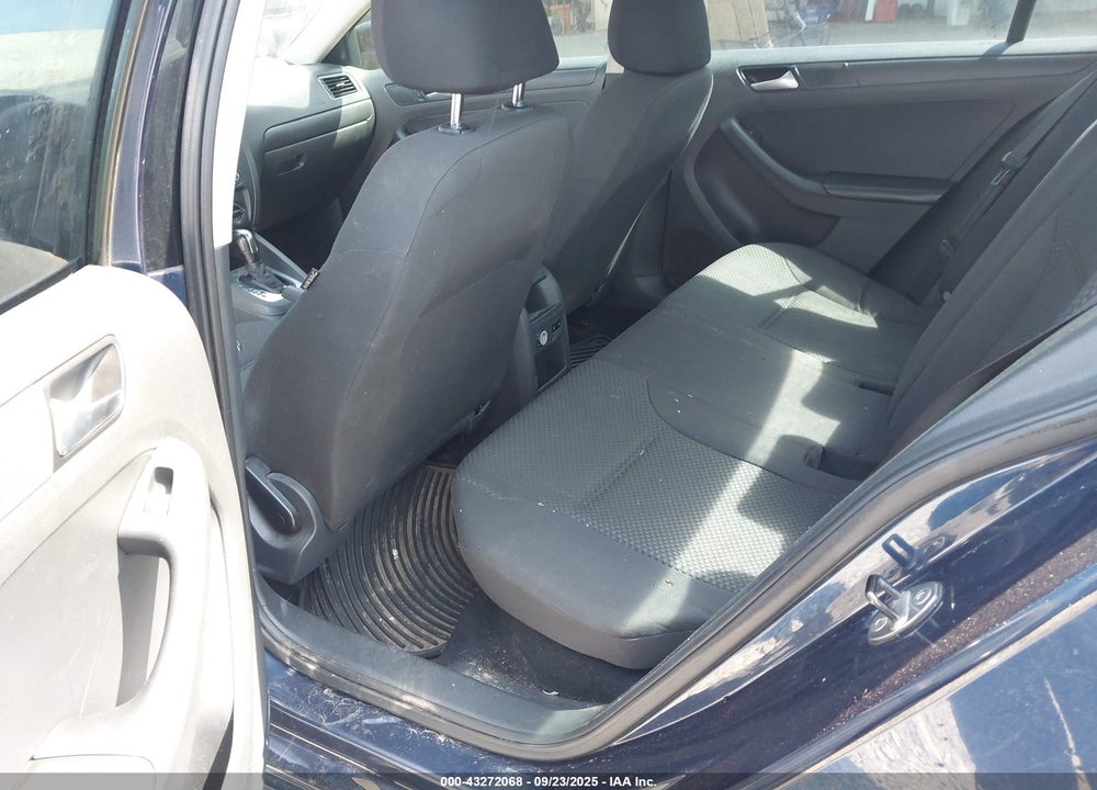 2014 VOLKSWAGEN JETTA VIN: 3VW2K7AJ6EM313560