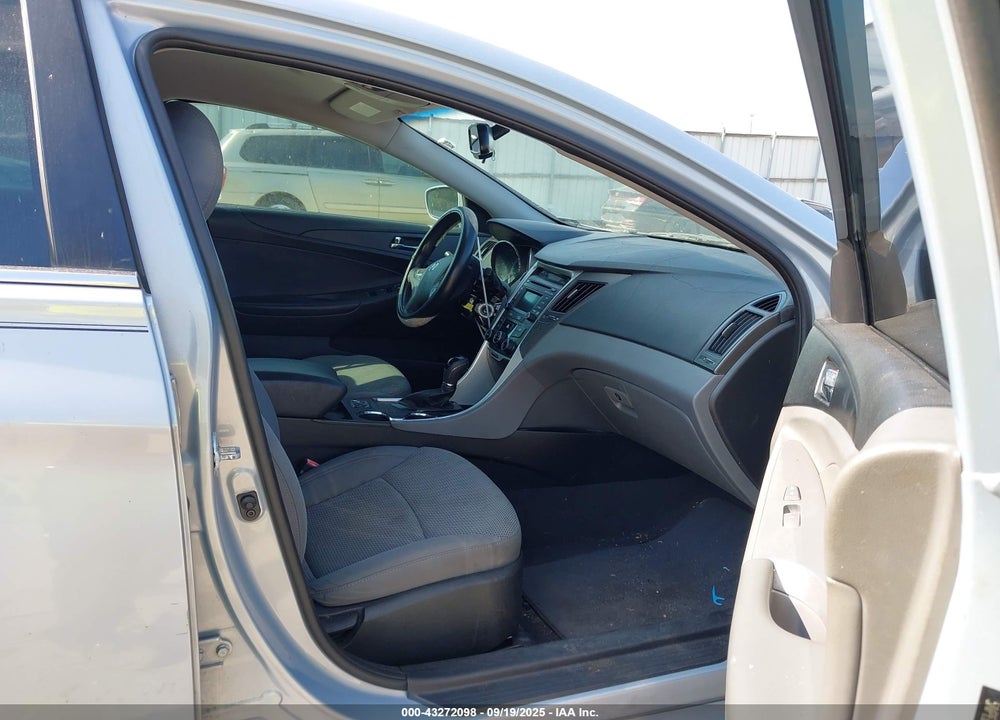 2014 HYUNDAI SONATA VIN: 5NPEB4AC6EH908625