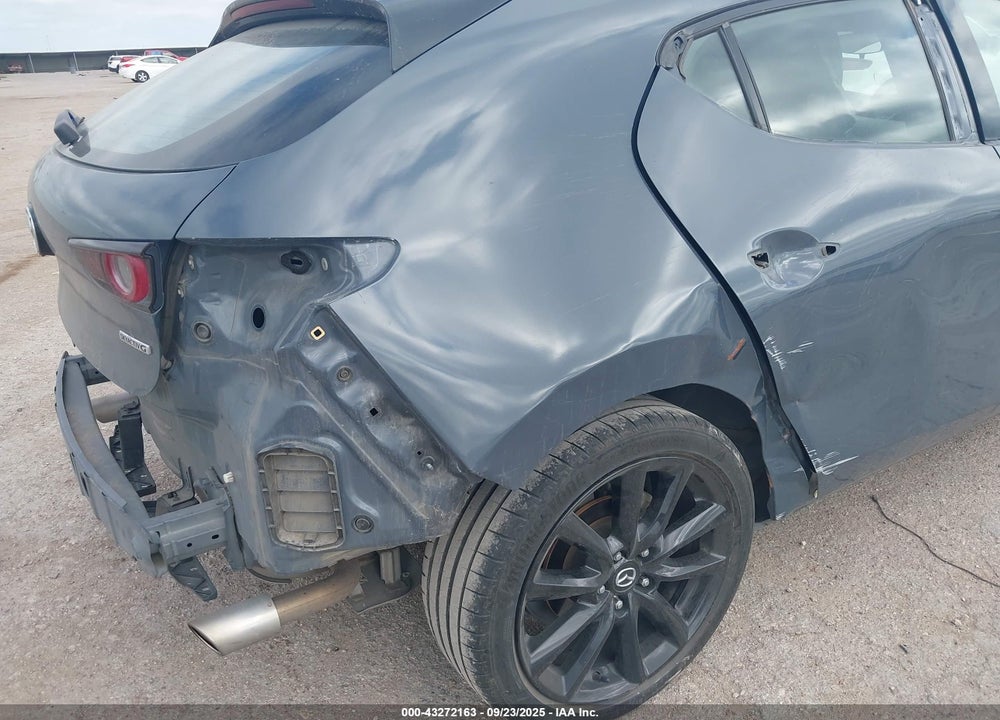 2019 MAZDA 3 VIN: JM1BPBNM7K1134707