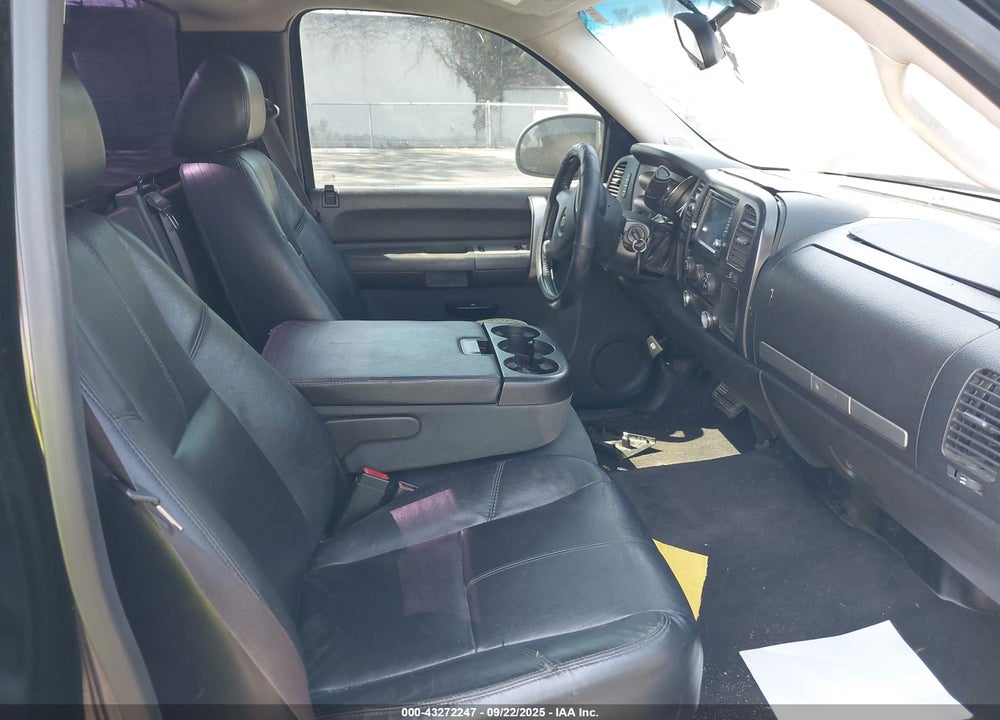 2008 CHEVROLET SILVERADO 1500 LT1 VIN: 1GCEC14C98Z303132