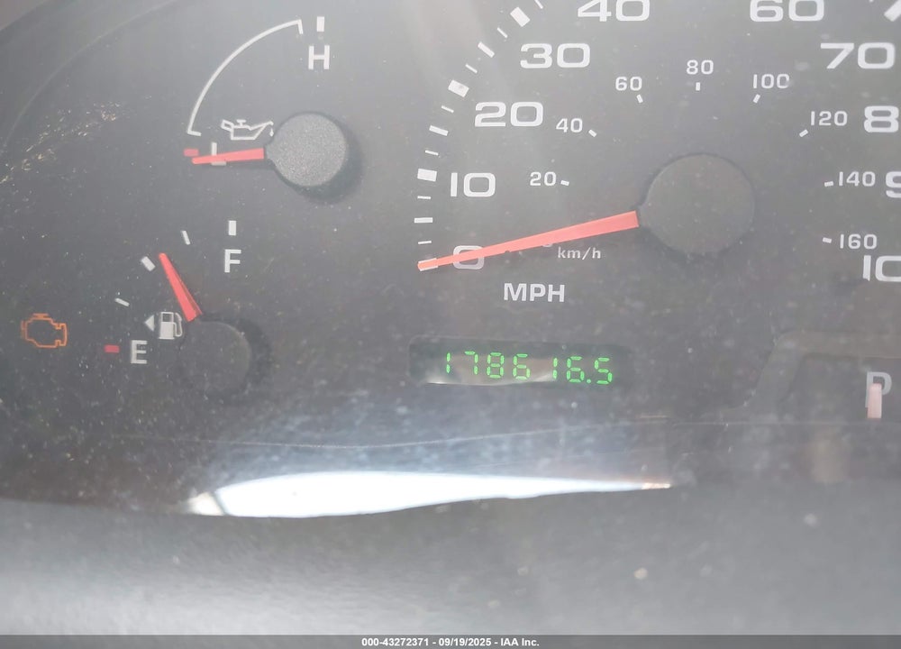 2002 FORD F-250 LARIAT/XL/XLT VIN: 1FTNW21L12ED40904