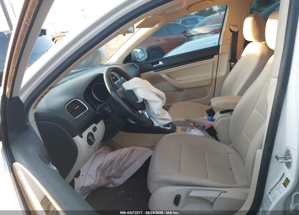 2014 VOLKSWAGEN JETTA SPORTWAGEN 2.0L TDI VIN: 3VWPL7AJ7EM615376