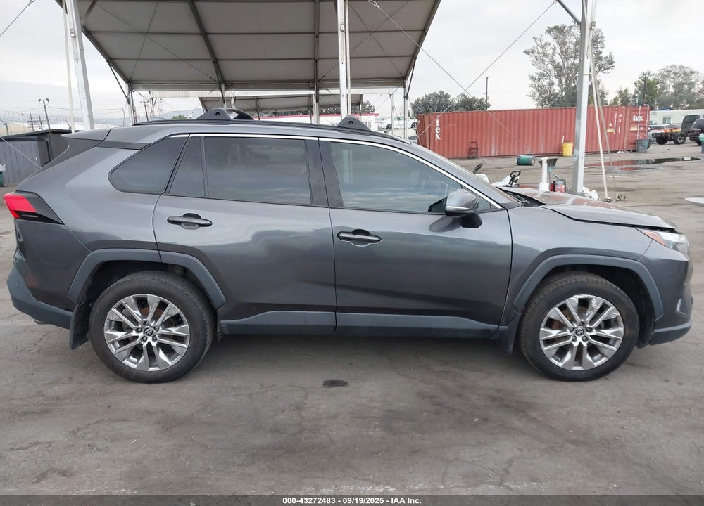 2022 TOYOTA RAV4 XLE PREMIUM VIN: 2T3A1RFVXNC269653