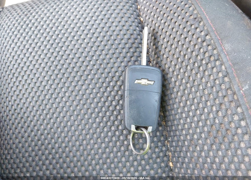 2013 CHEVROLET EQUINOX VIN: 2GNFLEEK8D6254049