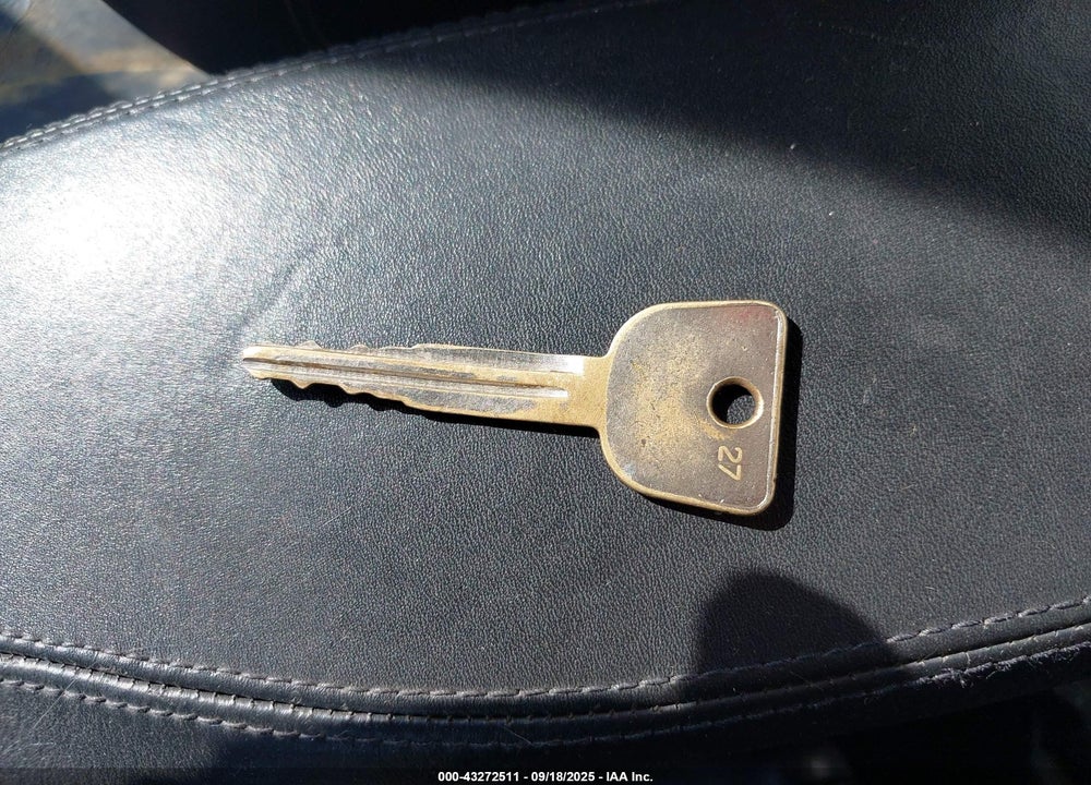 1995 ACURA INTEGRA SE VIN: JH4DB7662SS003004
